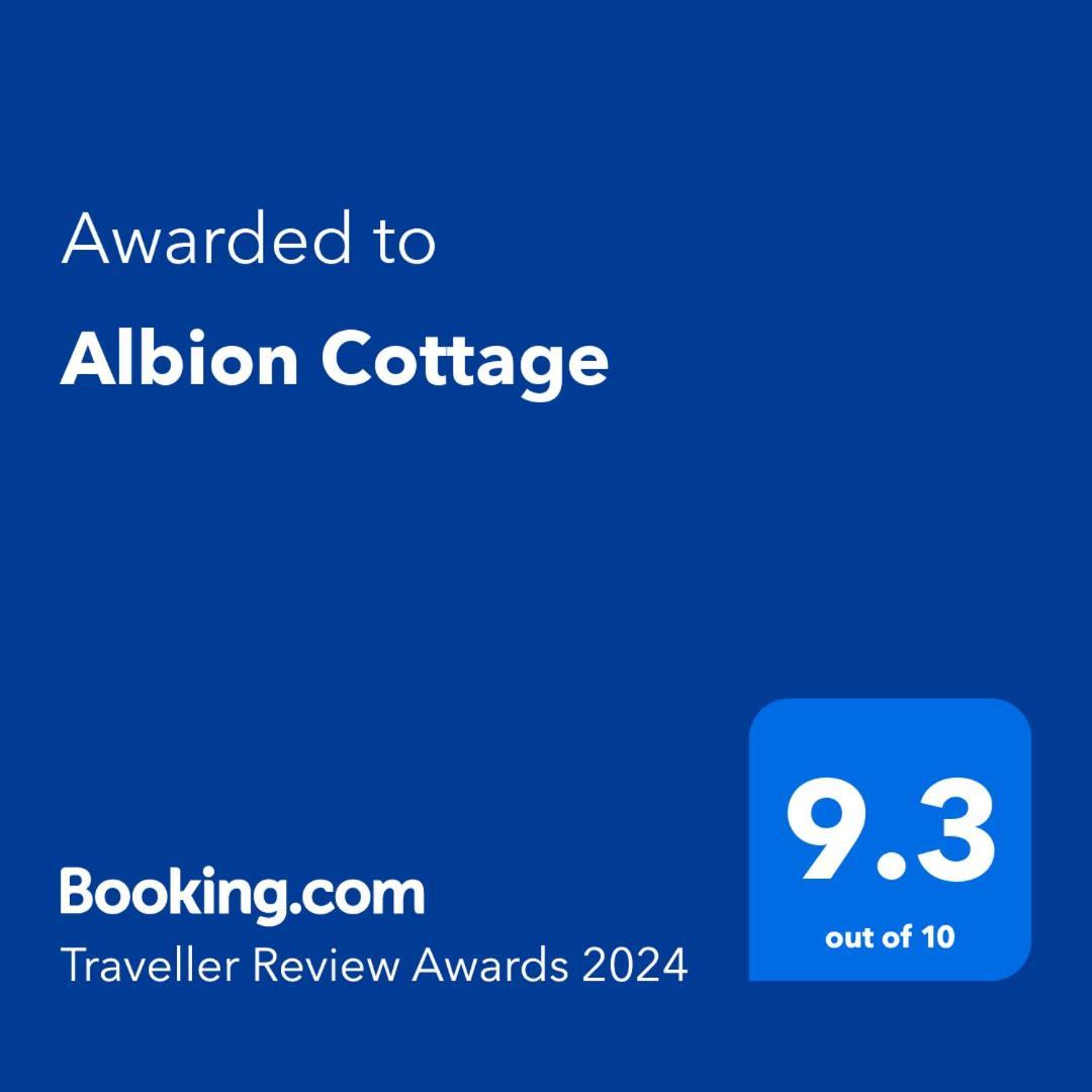 Albion Cottage 惠特比 外观 照片